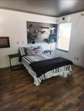 Dallas Private Room 6